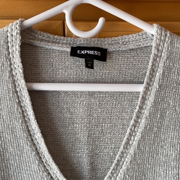 Express Sweater - Picture 2 of 6